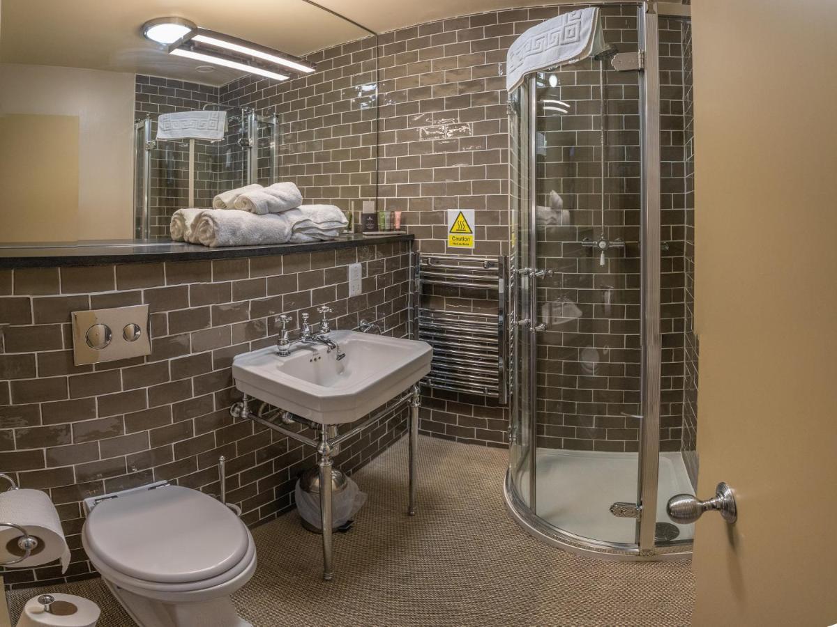 Harper'S Steakhouse With Rooms, Хейзълмиър Екстериор снимка
